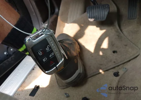 2017 Land Rover Range Rover 3.0L V6 Supercharged Hse from USA, damaged, VIN SALGS2FV8HA360204